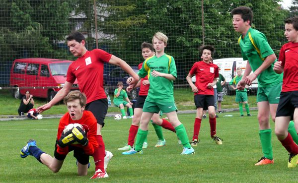 FK Jaroměř MŽ - Olympia Hradec Králové 24.5.2014, foto: Václav Mlejnek